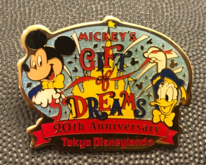 Disney pin 21339 Mickey Mouse Donald Duck Mickey's Gift of Dreams