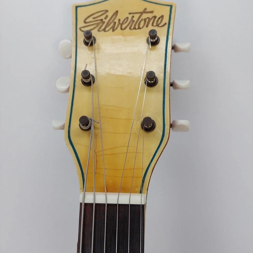 Guitarra Eléctrica Doble Delgada Silvertone Años 50 Cuerpo Semi-Hueco Jimmy Reed 1369L De Colección Foto 3 de 4