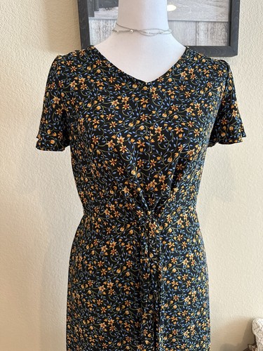 Art Class Women’s (Junior) Black Floral Dress/Shorts Combo - Sz L (10/12) - Picture 4 of 9