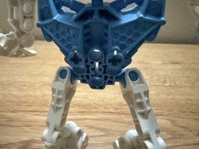 LEGO BIONICLE: Metus (8976) 100% Complete - NO INSTRUCTIONS/BOX