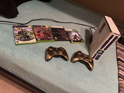 Microsoft Xbox 360 Star Wars R2D2 Edition Console White Blue & C-3PO Controllers