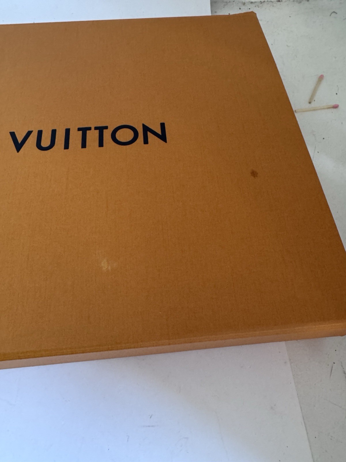 louis vuitton Authentic Large box empty - image 4