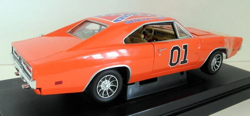 Joyride 1/18 Scale 32485 General Lee Standard vers Dukes of Hazzard - Image 2 of 4