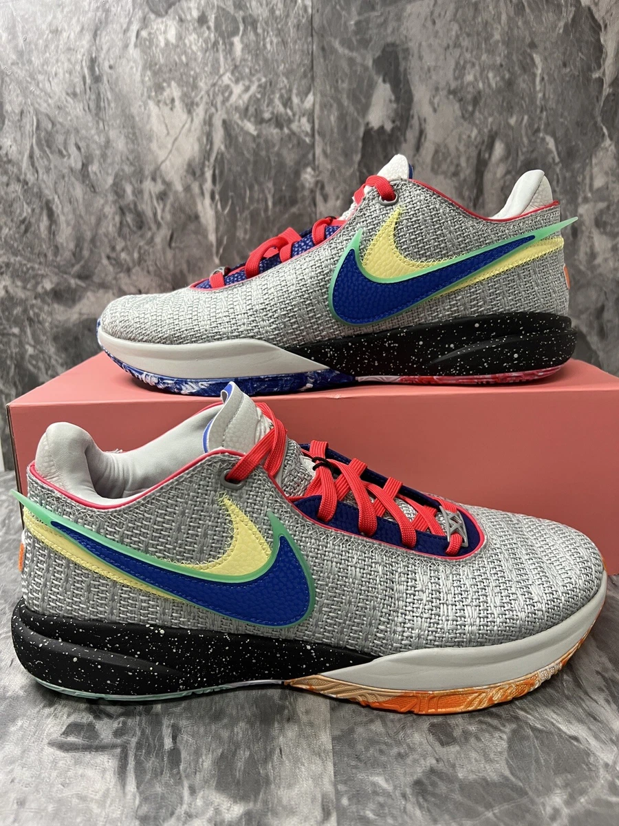 Nike 20 2025
