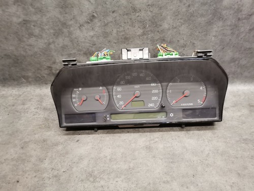 Volvo V70 Tacho Tachometer Kombiinstrument 69294240T #F8-2