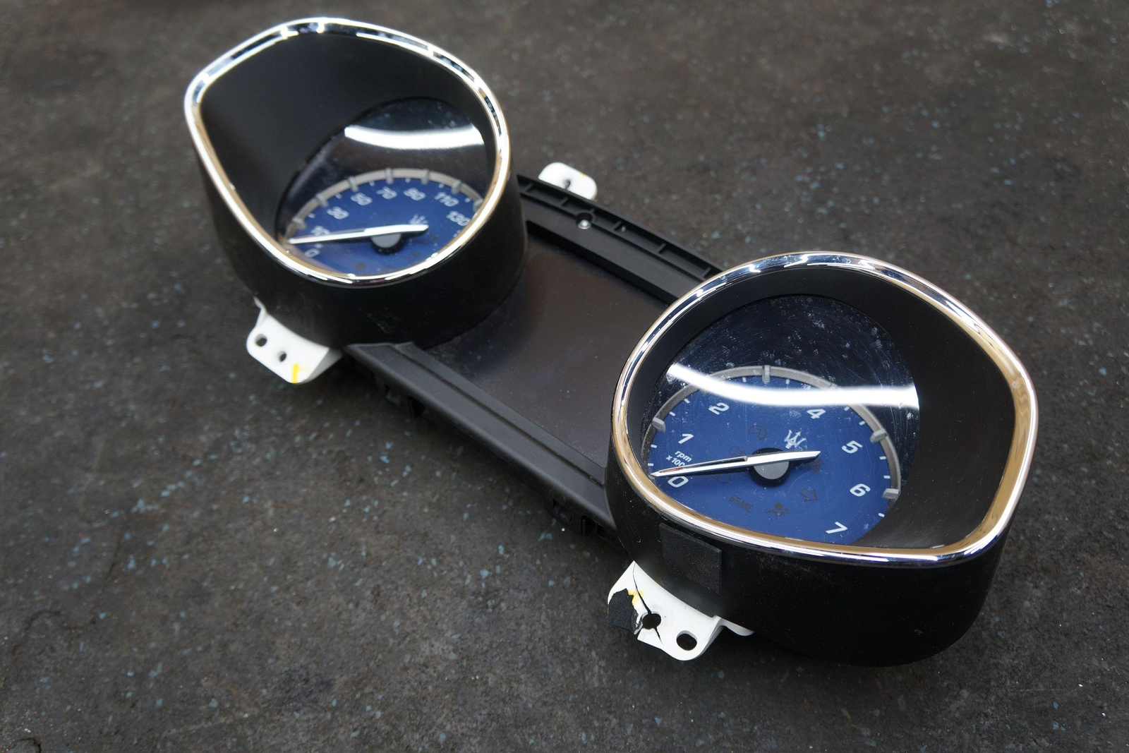 Speedometer Instrument Gauge Cluster 670009147 Maserati Quattroporte 2014 *Note*