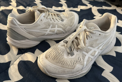 ASICS Volleyball Women s 10 Sky Elite FF 2 White Shoes