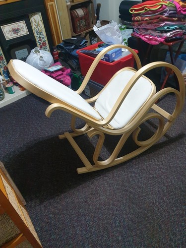Schaukelstuhl / Pflegesessel Thonet Style - Bild 8 von 15