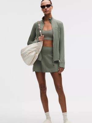 新品タグ付き lululemon Define Nulu カーキ 10 LULULEMON DEFINE Jacket Nulu~Willow Leaf ~0 2 4 6 8 10 12 14~NWT