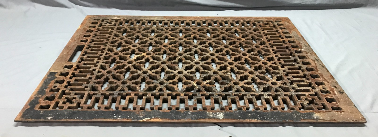 Antique 21x29 Gothic Scroll Cold Air Return Cast Iron Grate VTG Old 1426-25B