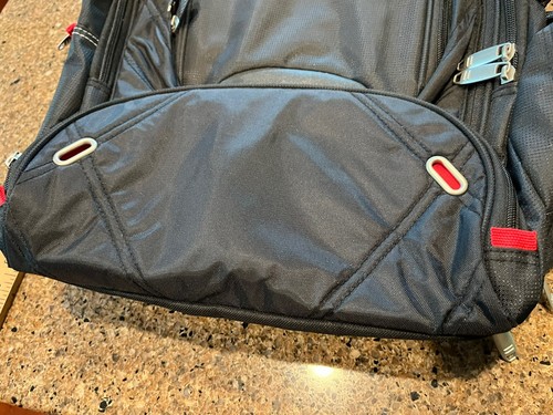 Schwarzer ELLEVEN™ "TSA Check Point Friendly" Computer College Rucksack mit Reißverschluss NEU - Bild 2 von 15