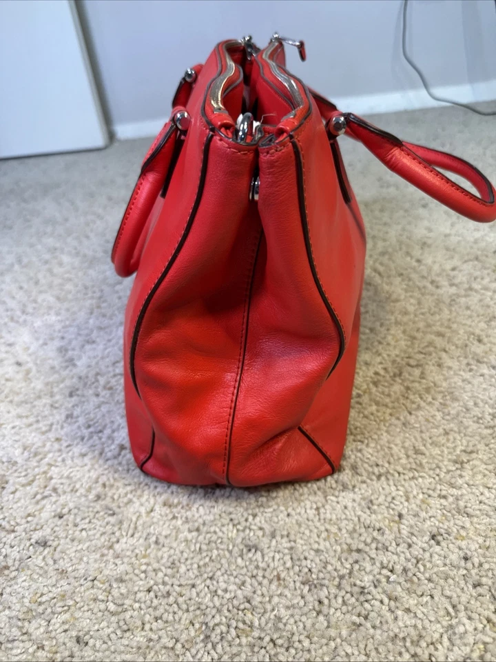 Bolso de mano Ralph Lauren Newbury doble cremallera grande de cuero rojo como está Foto 2 de 4
