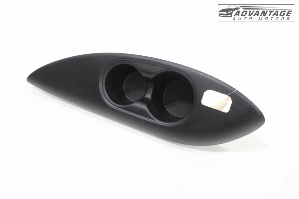 Nissan Armada 2017-2021 tercera fila trasera portavasos izquierda cubierta embellecedor bisel OEM Foto 2 de 4