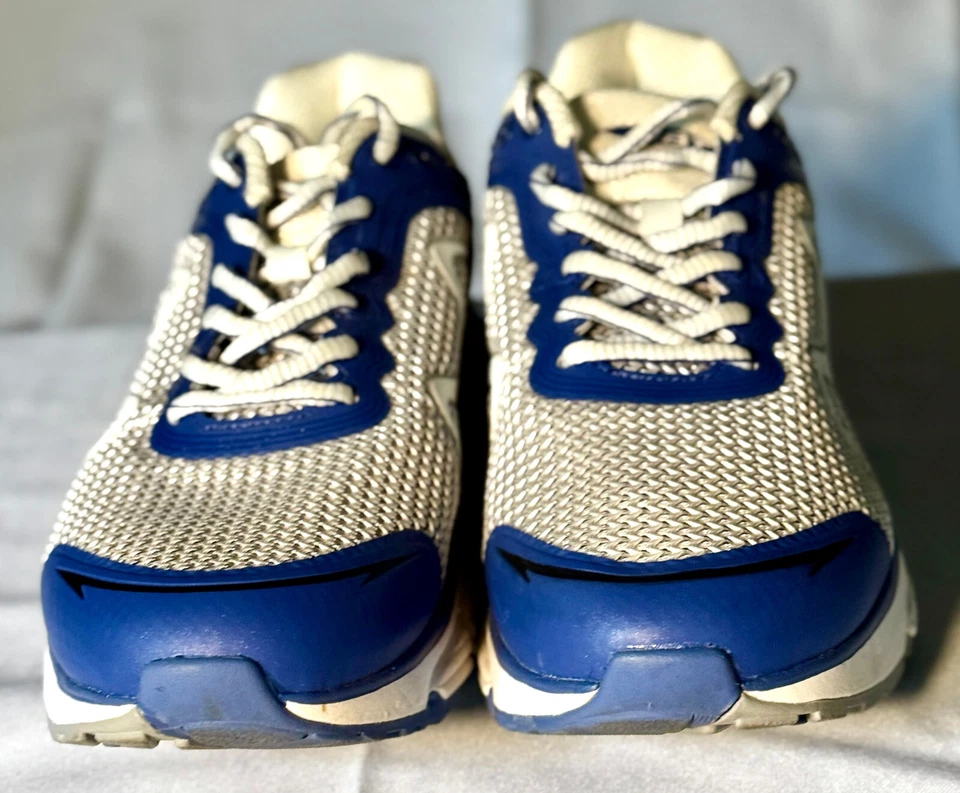 MBT W US9 Colorado X Ivory, Level 2 Rocker FunctionalTech, New! Store Display - Image 2 of 4