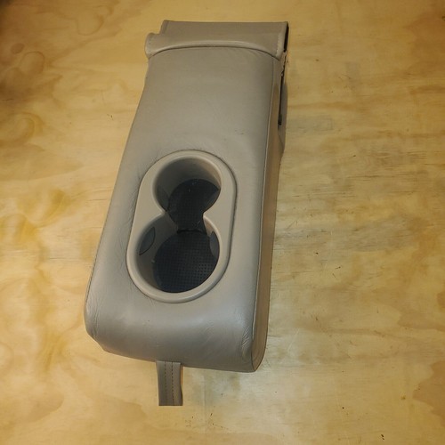 1998-2002 LINCOLN CONTINENTAL REAR UPPER BACK SEAT ARM REST ARMREST CUP HOLDER