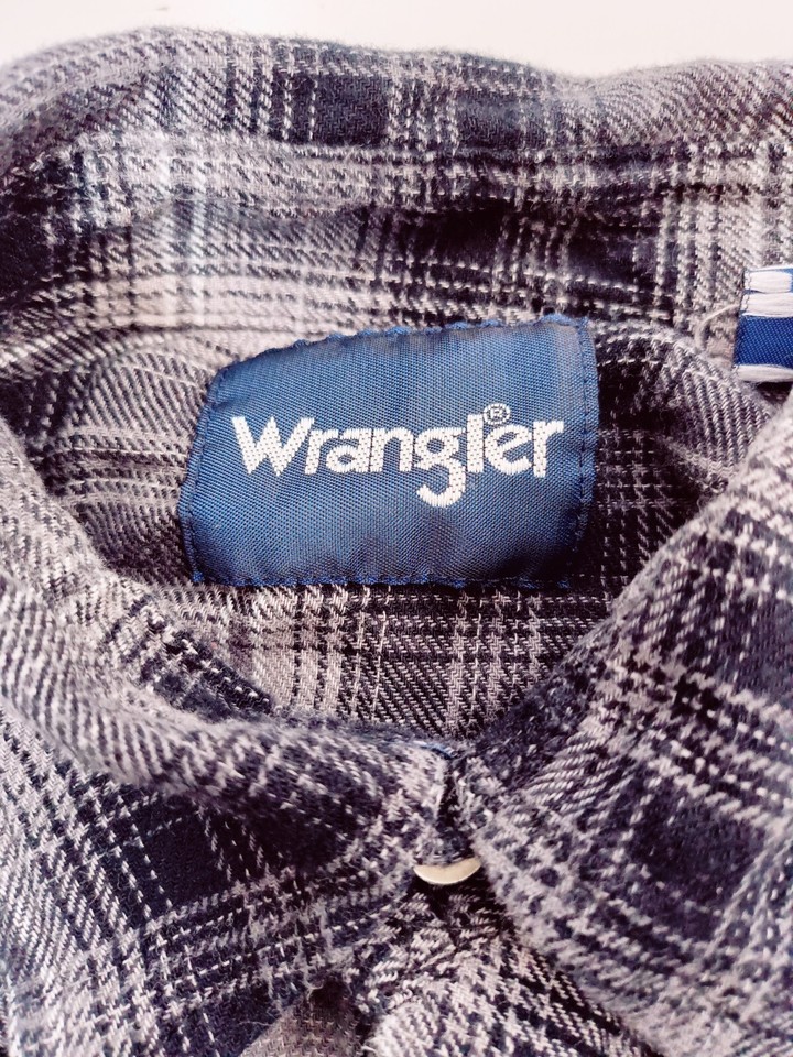 Wrangler Men's Size M Flannel Pearl Snap Plaid Long Sleeve Western