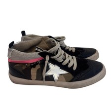 Vintage Havana Rina 9 Camo High Top Sneakers Black Suede Silver Star Pink Accent