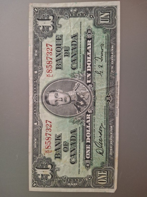 1937 BANK OF CANADA ONE 1 DOLLAR BANKNOTE  K/L8587327 GORDON TOWERS