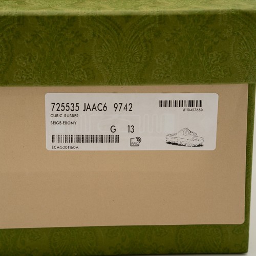 size 13G 13.5 US Gucci Platform Slides Sandals Rubber Beige GG - Picture 8 of 8