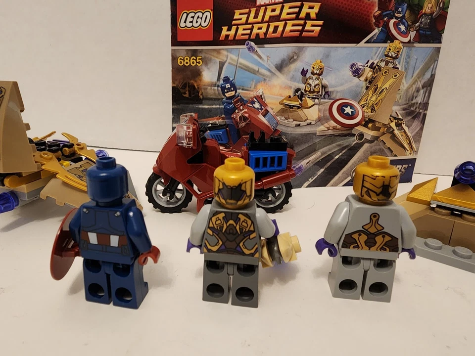 LEGO Marvel: Capitán América's Avenging Cycle (6865) Foto 3 de 4