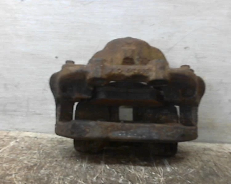 Passenger Right Caliper Front Fits 97-01 CATERA 119692 - Image 3 of 3