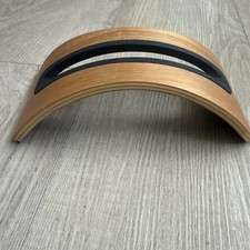 u-shaped vertical wood laptop stand
