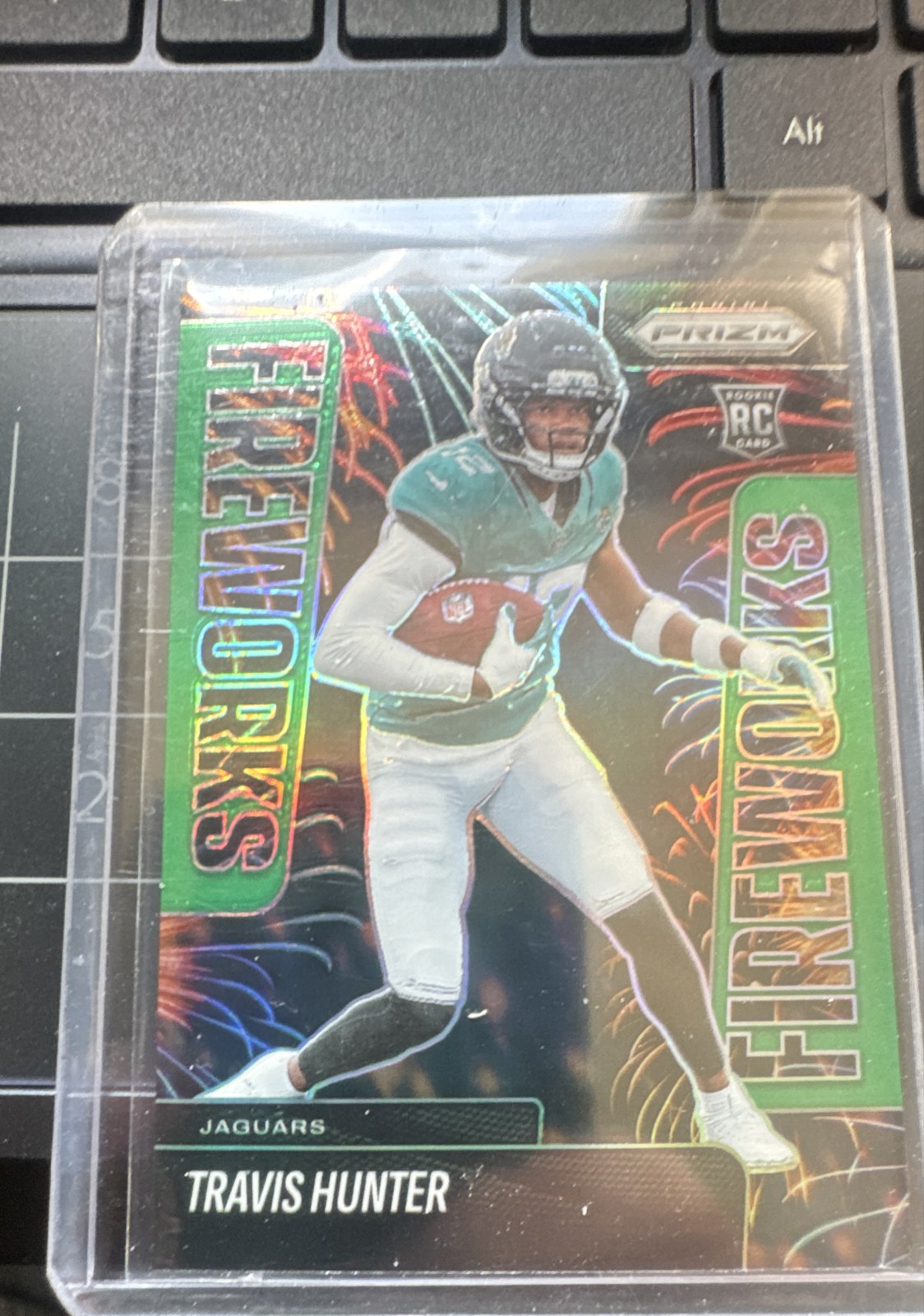 2025 Panini Prizm - Fireworks Travis Hunter #13 Green Wave Prizm (RC)
