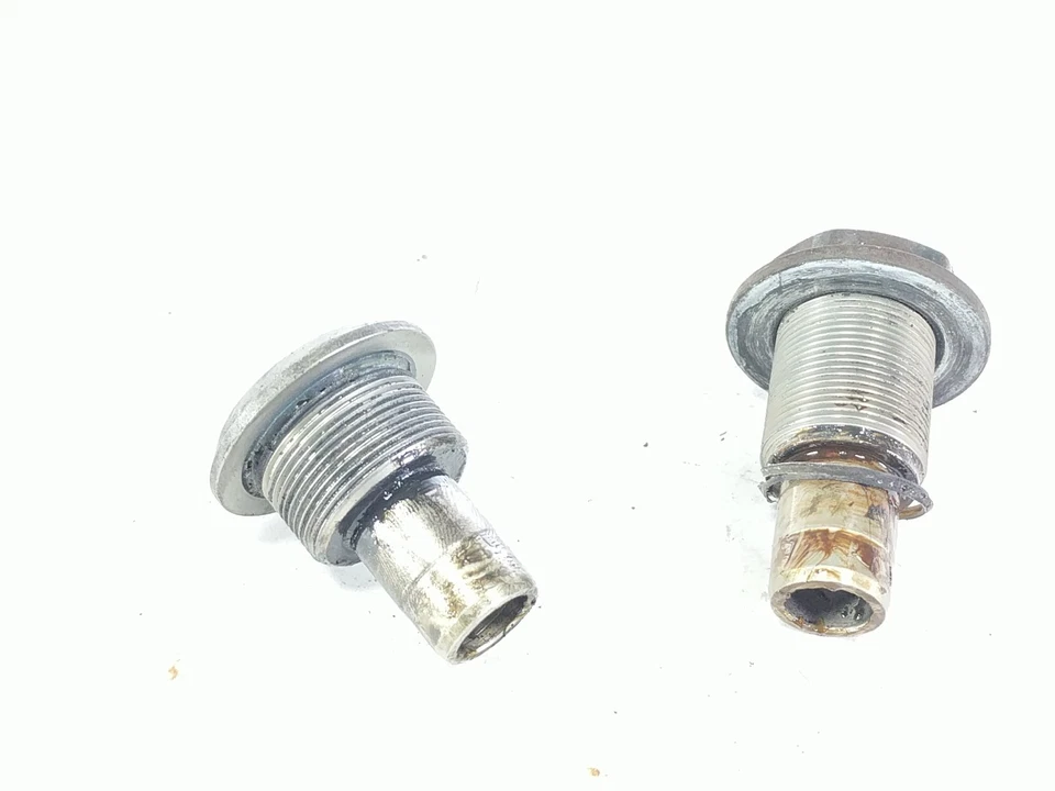 Задние дифференциальные поворотные болты 04 BMW R1150GS R1150 GS - Изображение 2 из 4