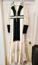 Vintage Green Velveteen and Poplin Cotton Gunne Sax Prairie Dress 1970s Sz 6