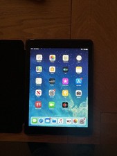 Apple iPad 3a generazione 16GB Display 9.7in - Wi-Fi Ottimo
