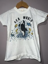 VINTAGE 1960's SEA WORLD KIDS TODDLERS VACATION SOUVENIR SHIRT..