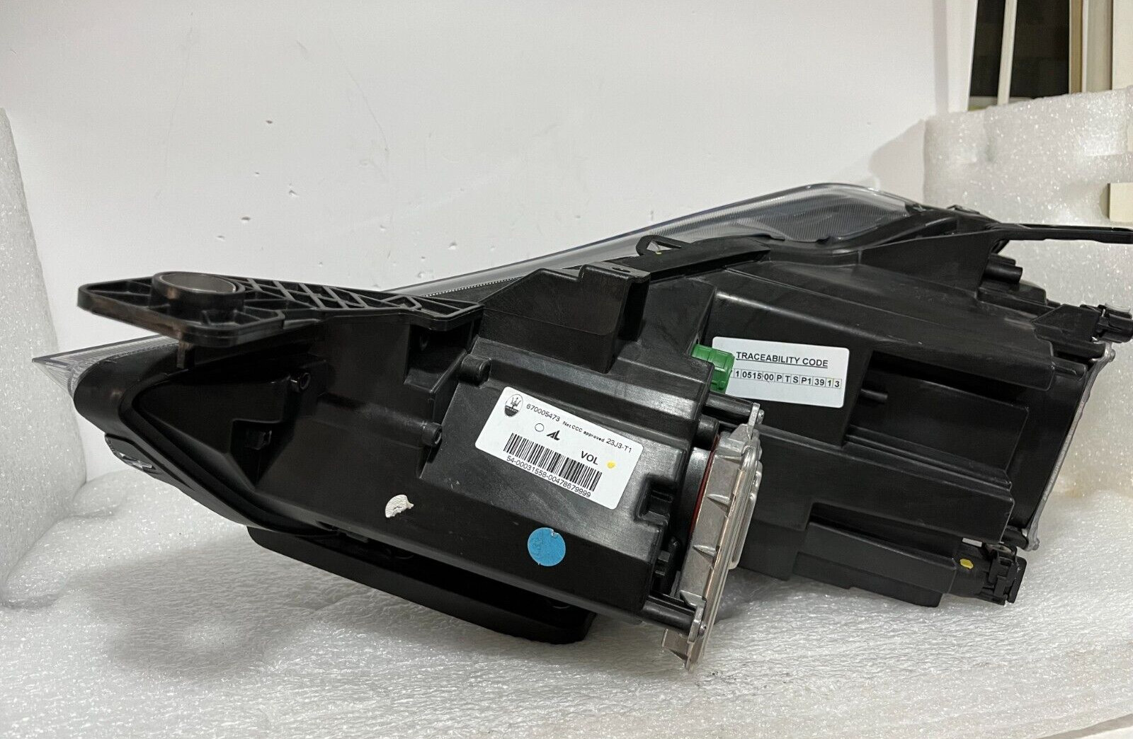 2014-2017 MASERATI GHIBLI RIGHT PASSANGER XENON HEADLIGHT COMPLETE OEM 670005473