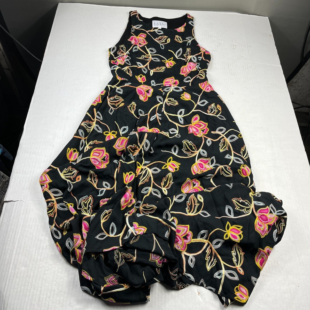 nicole miller embroidered dress NWT Nicole Miller new York Embroidered Dress Size 8 Floral