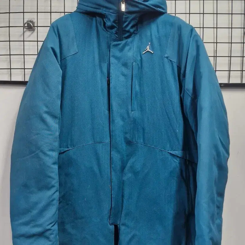 Nike Jordan Down Puffer Jacket 100L Teal thumbnail 3