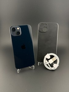 Apple iPhone 13 – 128GB – Mitternacht – 100% Akku (NEU!) – Zubehörpaket