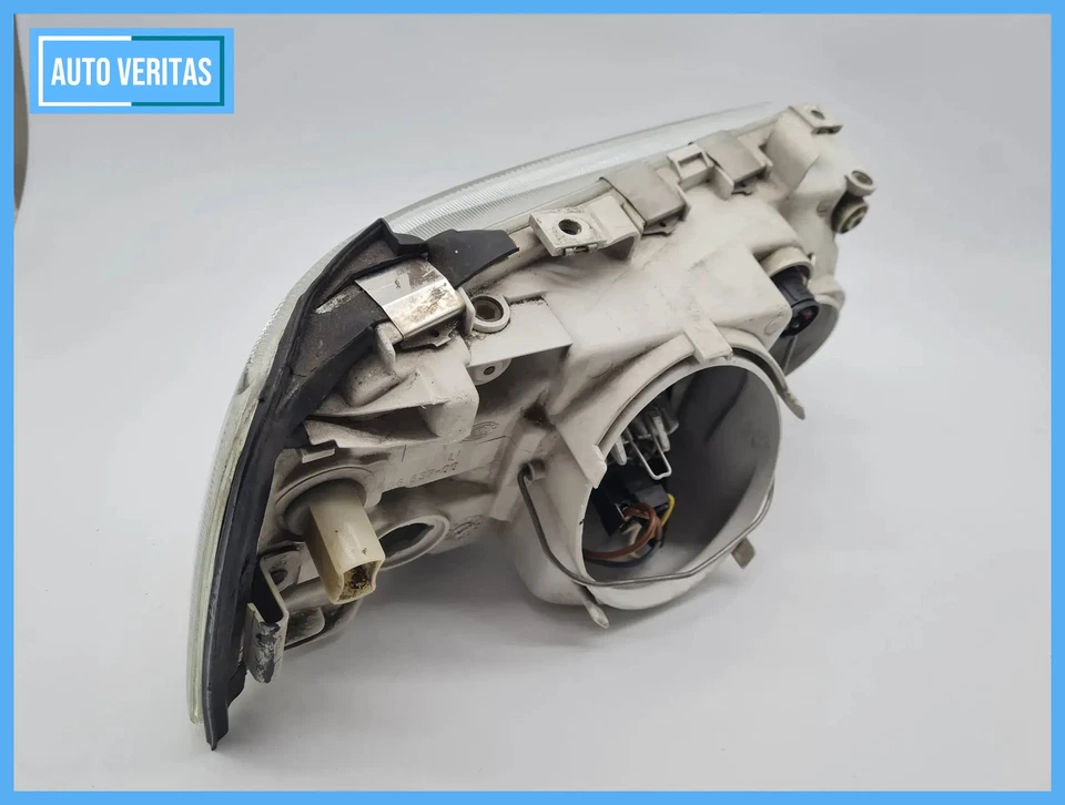 Original Audi Audi 80 / Coupe / Cabrio Type 89 Headlights Left 138837-00 - Image 2 of 4