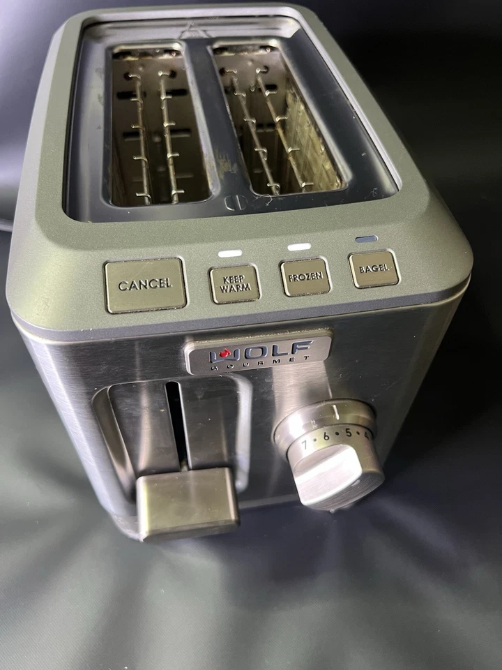 Wolf Gourmet 2-Slice Extra-wide Slot Toaster Stainless Steel WGTR122S - Image 2 of 4