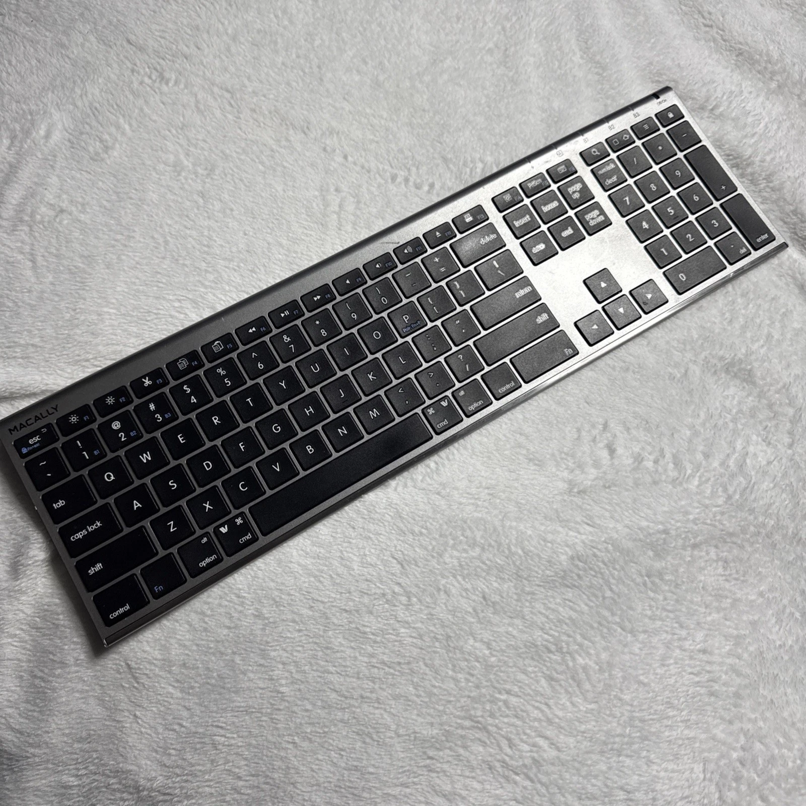 Macally Portable Bluetooth Keyboard