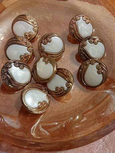 Art Nouveau Style & Fancy Sparkly Star Buttons - Picture 2 of 6