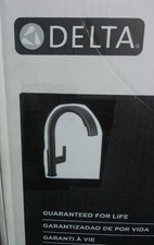 NEW DELTA 19824LF BL KEELE PULL DOWN KITCHEN FAUCET MATTE BLACK SINGLE HANDLE