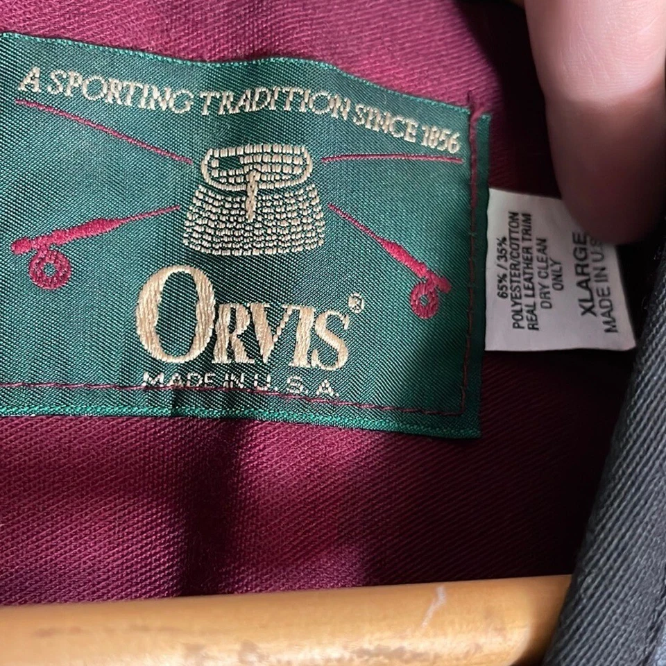 Orvis XL Red Black Shooting Vest - Image 4 of 4