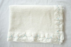 Amazon.com: Fieldcrest Luxury Silk Allure Quilt Set ...