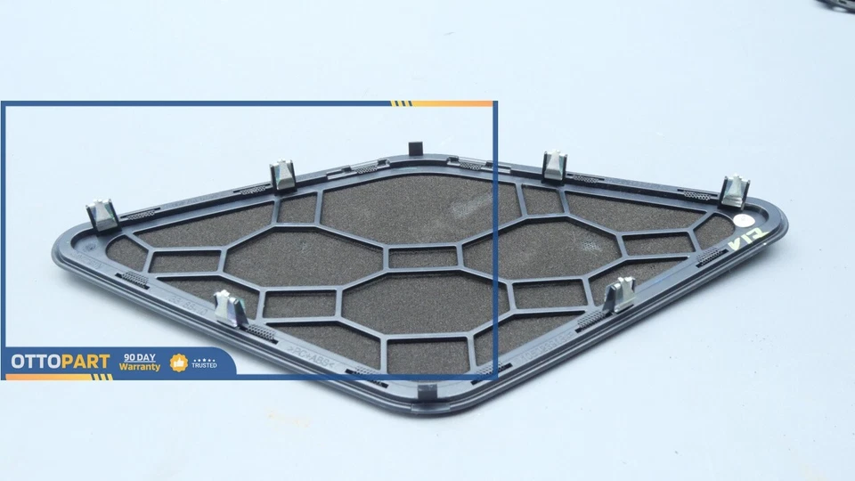 2014-2018 BMW 650i Gran Coupe Center Dash Speaker Grille Cover OEM 9197490 - Image 3 of 4