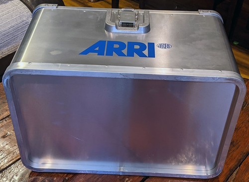 Arri /Zeiss Signature 45-135 T2.8 Zoom Lens Case, Size 20.5X13X12.5 In - Picture 9 of 15