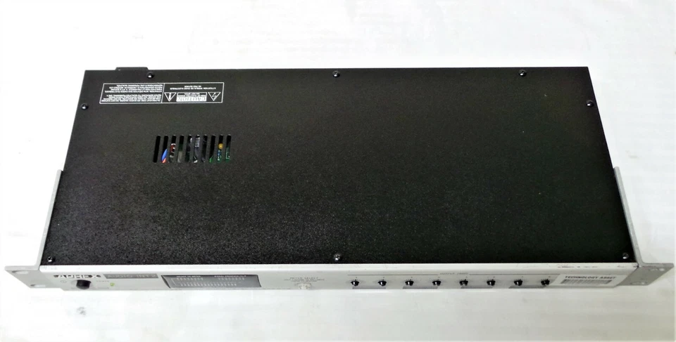 APHEX 228 8-CHANNEL CONSUMER TO PROFESSIONAL AUDIO LEVEL INTERFACE - Image 3 of 4