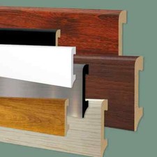 BATTISCOPA IN POLIMERO TEXTURE