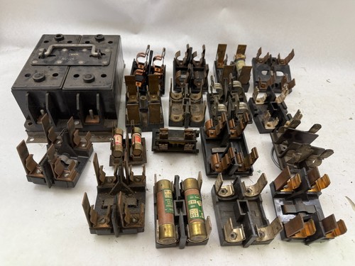 Fuse Pullouts Misc Brands Used Lot Of 18 See Pics #A103 - Picture 2 of 2