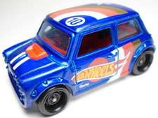 2019 HOT WHEELS MORRIS MINI #10 BLUE 1:64 DIECAST 2 1/8" CAR W/ GOLD RED & WHITE