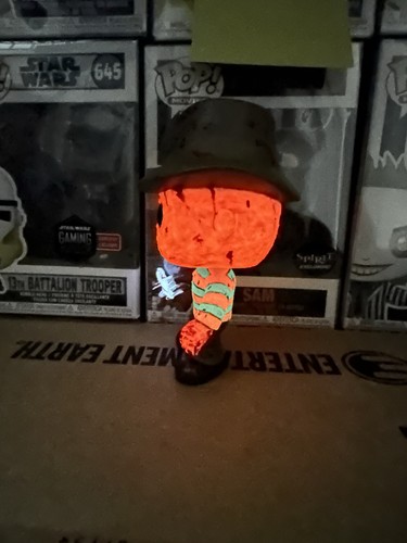 Custom Bloody Super GITD Funko Pop! Nightmare on Elm Street Freddy Krueger - Picture 13 of 23