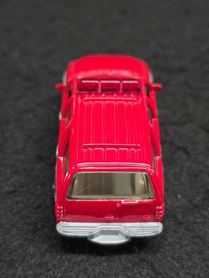 Matchbox 2007 Fire 5-Pack Exclusive Ford Expedition - Unit 477 - Image 4 of 4